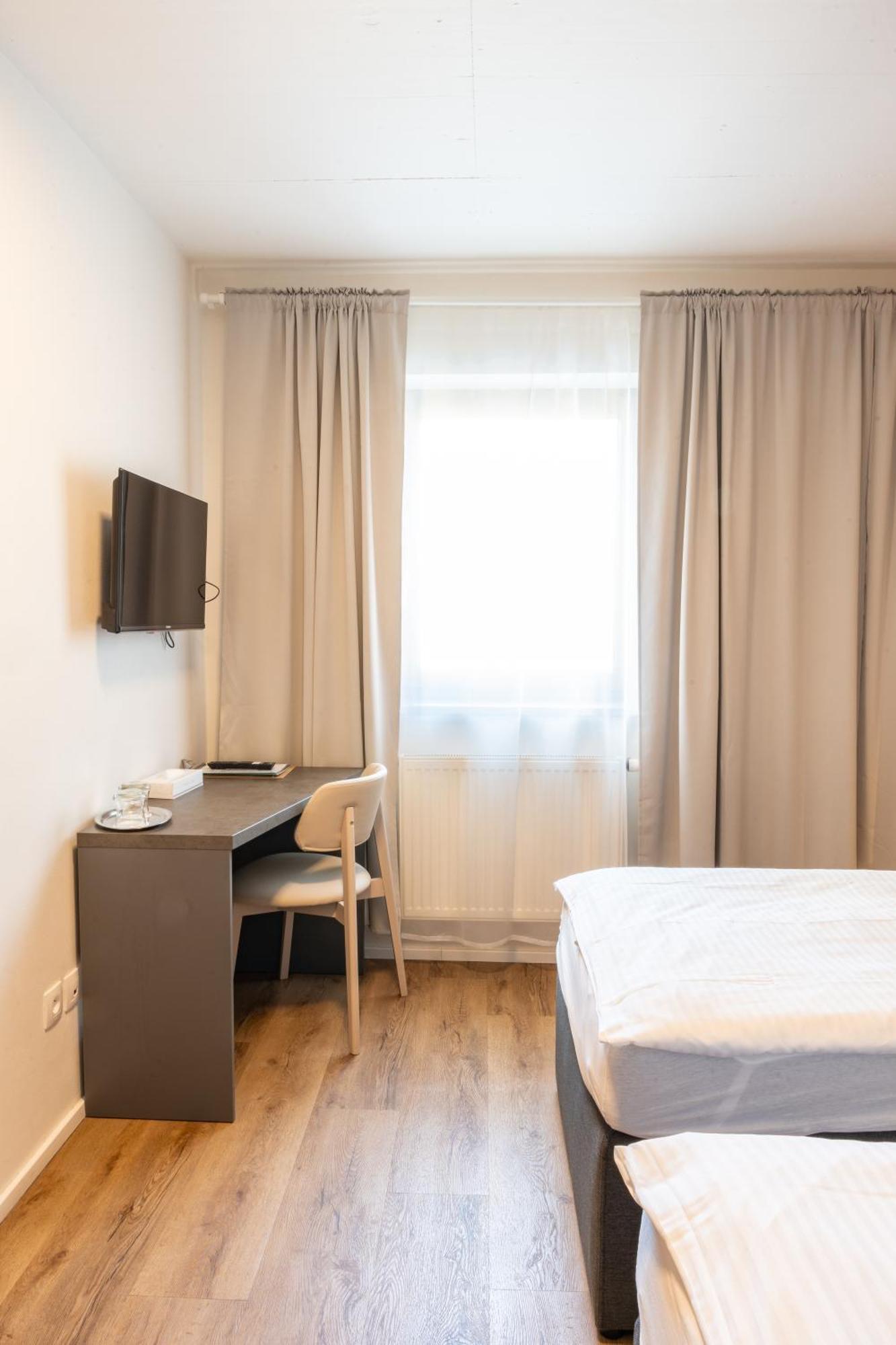 Hotel Sharingham Брно Екстер'єр фото