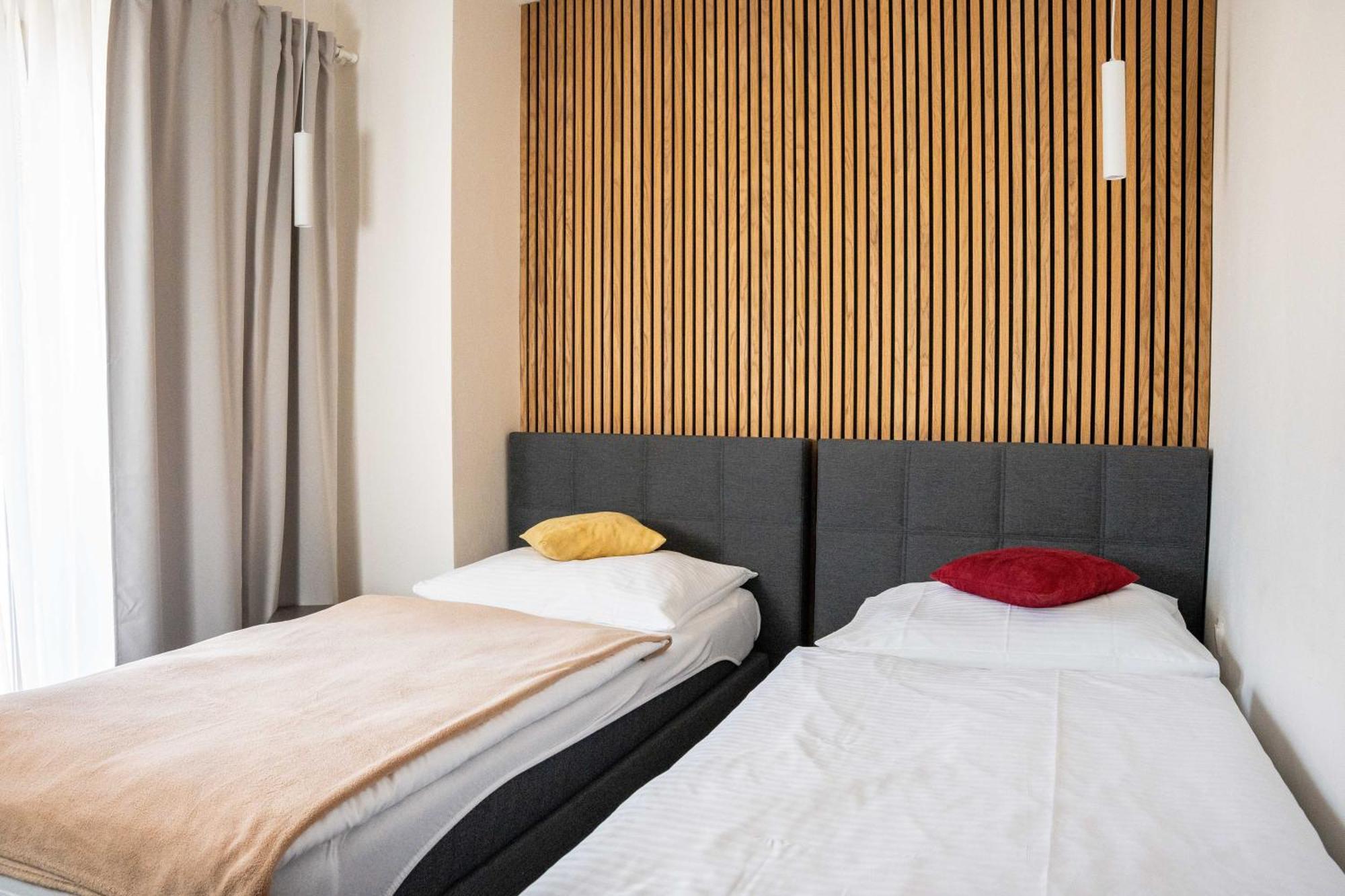 Hotel Sharingham Брно Екстер'єр фото
