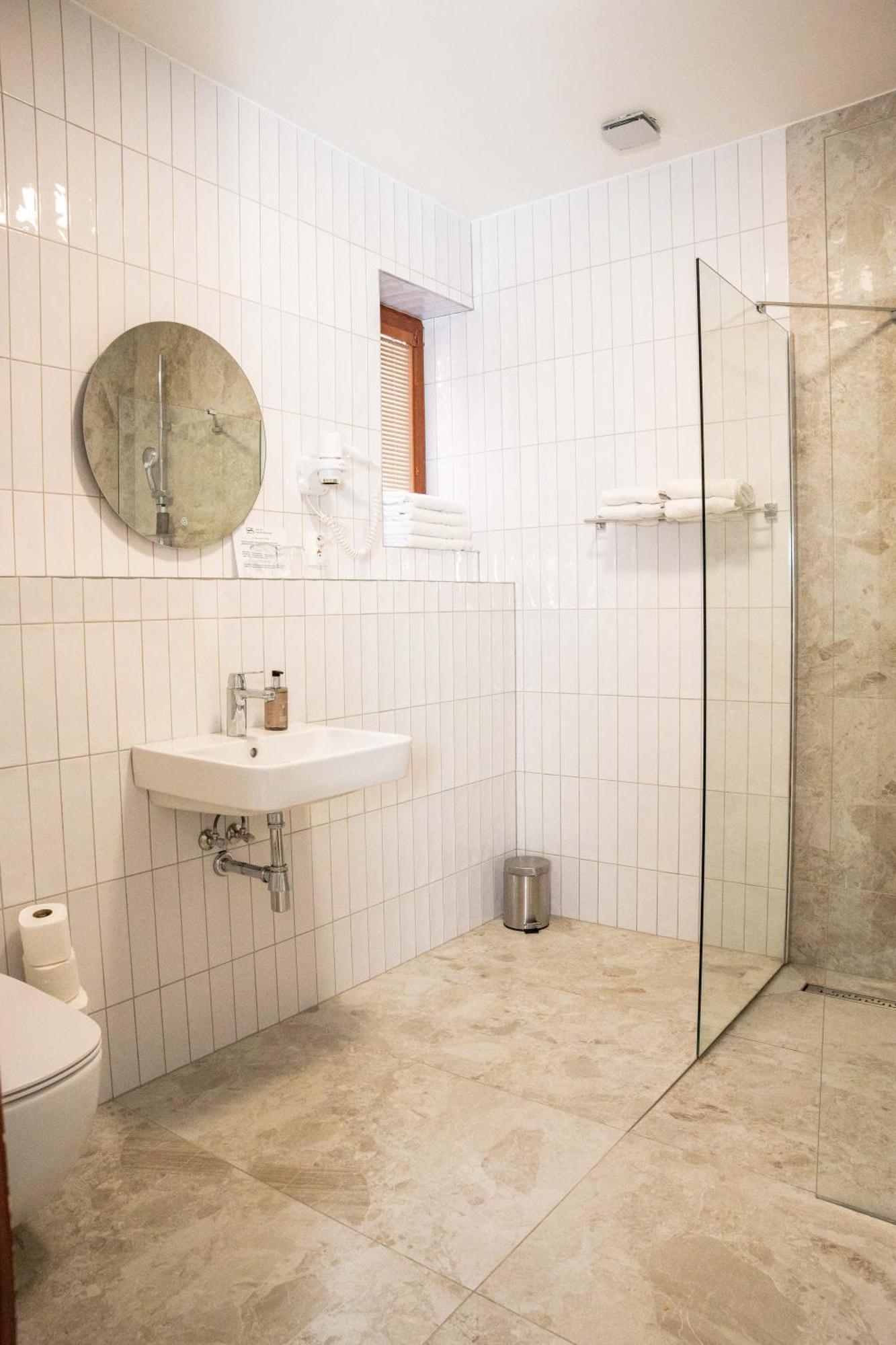 Hotel Sharingham Брно Екстер'єр фото